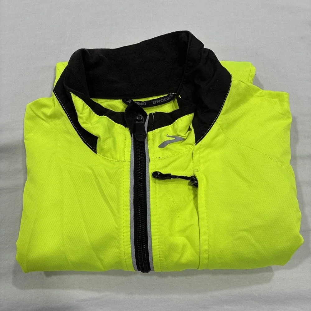 Brooks Shelter Technology‎ Running Vest Women's M High Visibility Neon Yellow